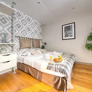 montparnasse-delightful-apartment-villemain.fr-paris.fr/